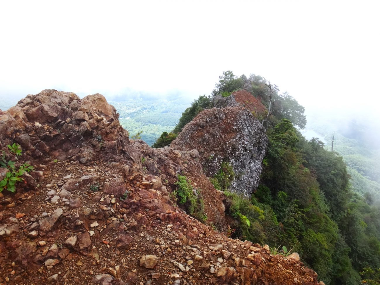 戸隠山・蟻の塔渡り