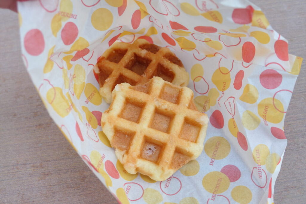 長野市豊野町 空にカラフル 自動販売機