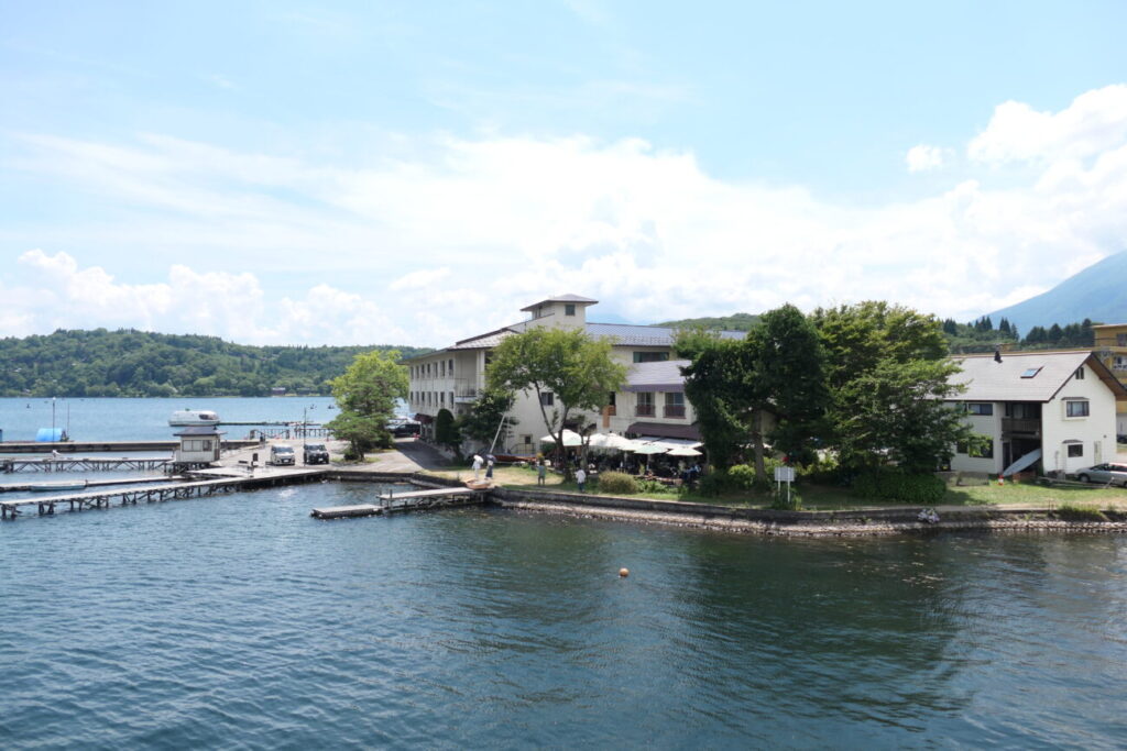 長野県信濃町 野尻湖 観光遊覧船