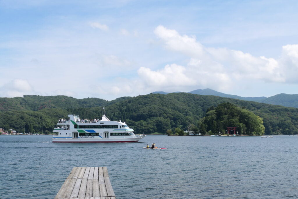 長野県信濃町 野尻湖 観光遊覧船乗り場