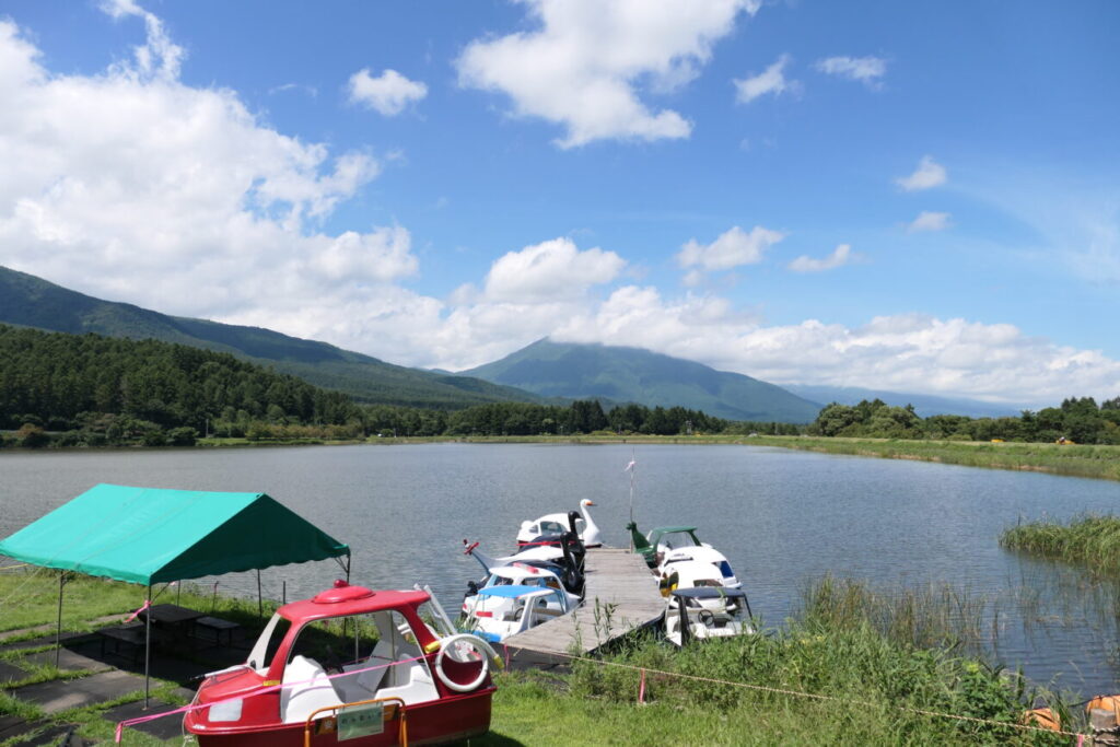 長野県飯綱町 霊仙寺湖 ボート