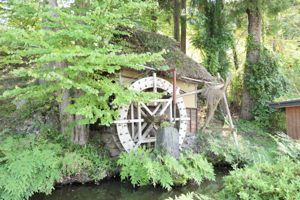 長野県上田市 別所温泉 水車小屋