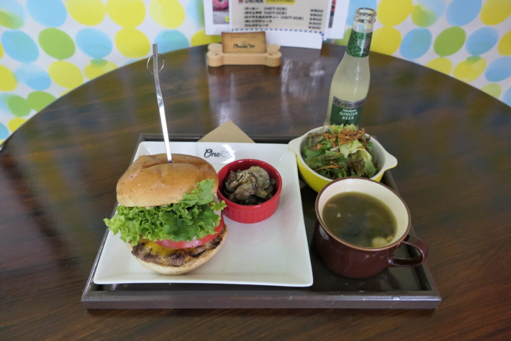 長野市 ONE CAR ワンカー 食事メニュー