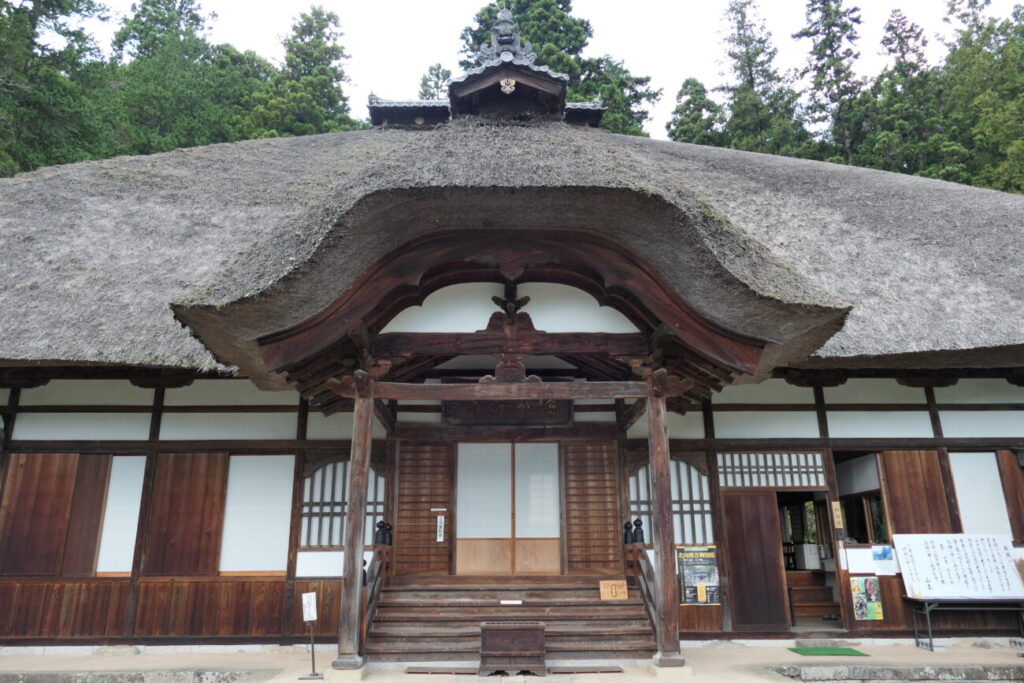 長野県上田市 別所温泉 常楽寺 本堂