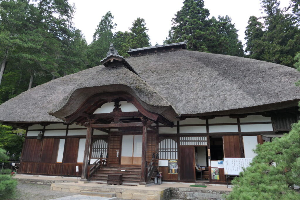 長野県上田市 別所温泉 常楽寺 本堂