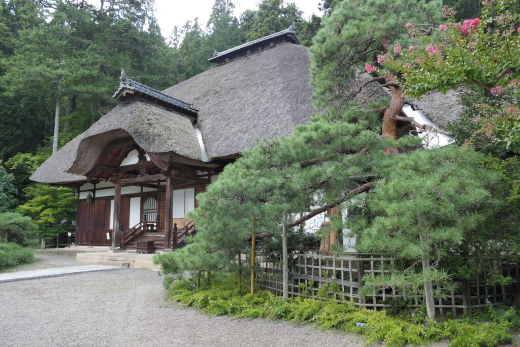 長野県上田市 別所温泉 常楽寺の本堂