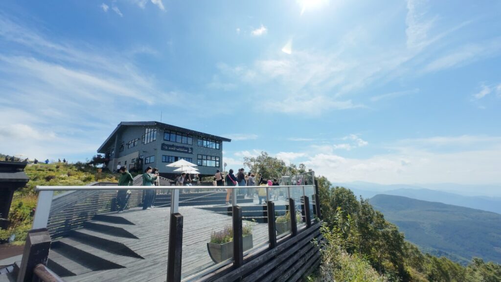長野県山ノ内町 竜王マウンテンリゾート ソラテラス エントランス