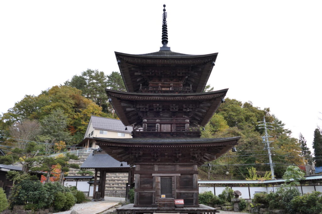 小川村 高山寺 三重塔