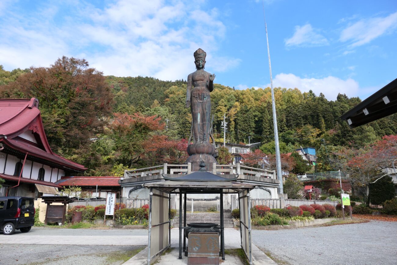 山ノ内町 平和観音