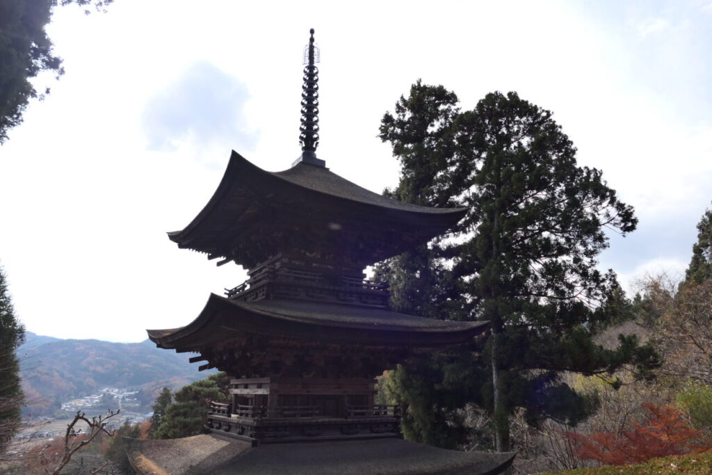 青木村 大法寺 国宝 三重塔