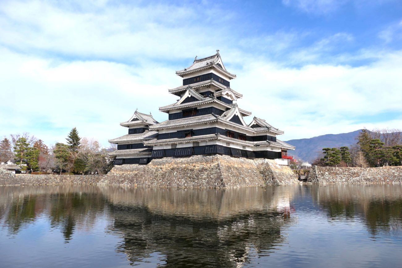 松本城全景