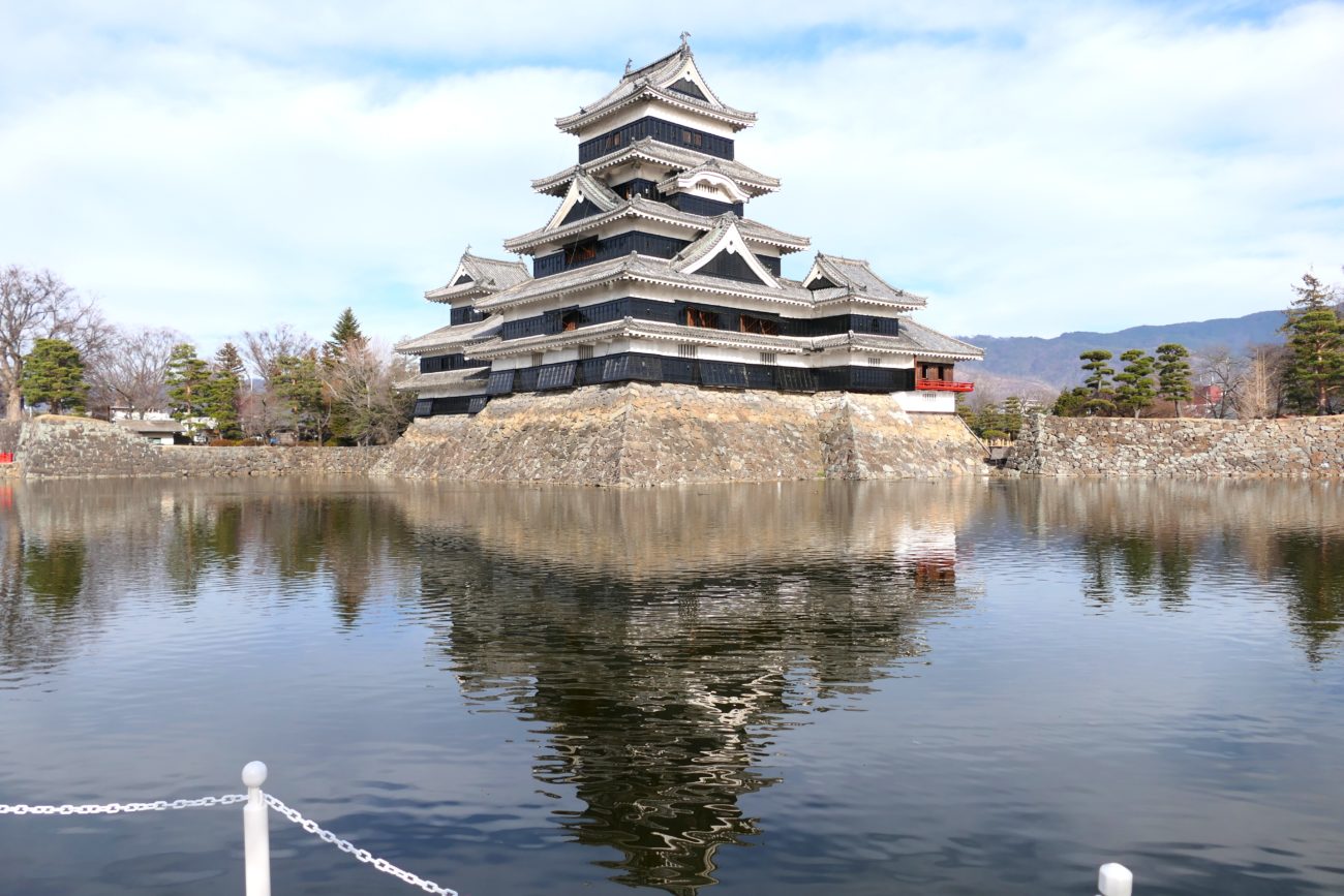 松本城全景