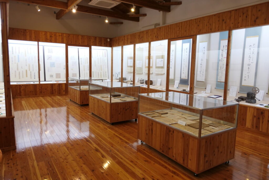 青木村歴史文化資料館 栗林一石路資料室