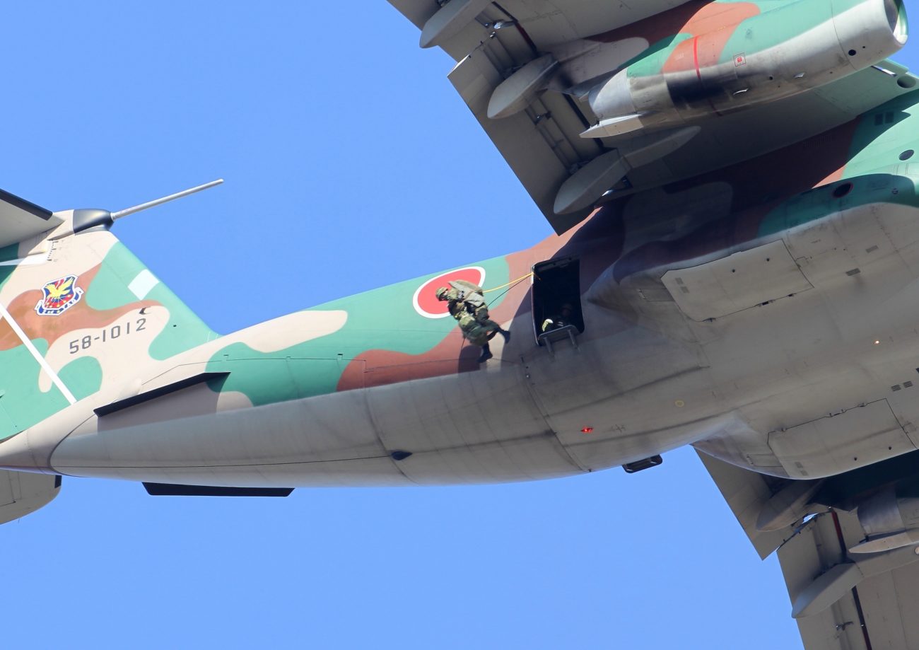 特殊作戦群・第1空挺団