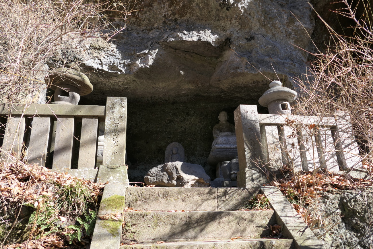 布引観音釈尊寺 石造・銅像