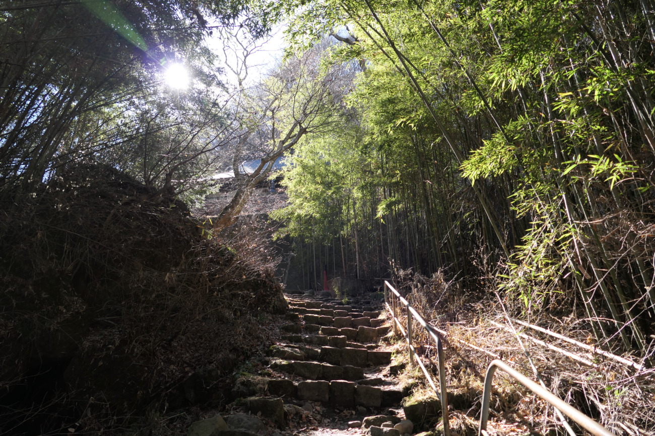 布引観音釈尊寺参道