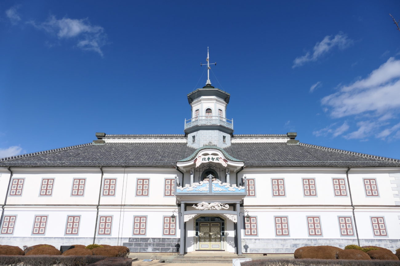 旧開智学校の正面外観サムネイル