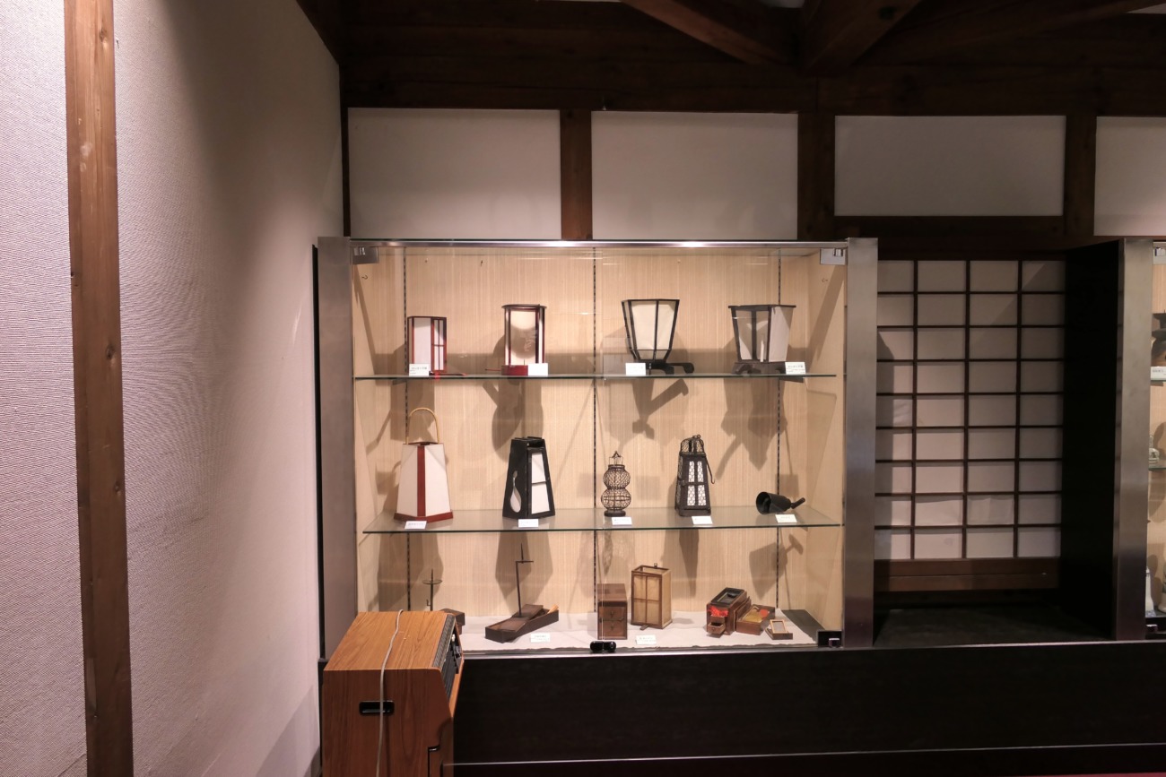 日本のあかり博物館2階行灯